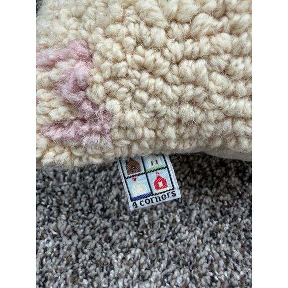 4 Corners Easter eggs hand hooked wool throw pillow - Picture 6 of 7